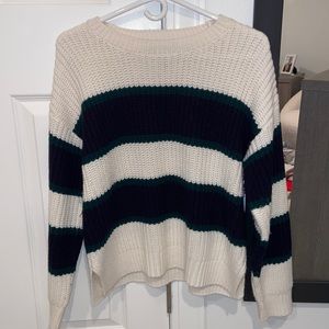 Forever 21 Navy blue and cream long sleeve Sweater